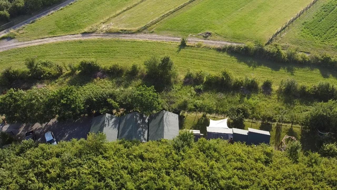 Natura Chalets 프라이드 외부 사진