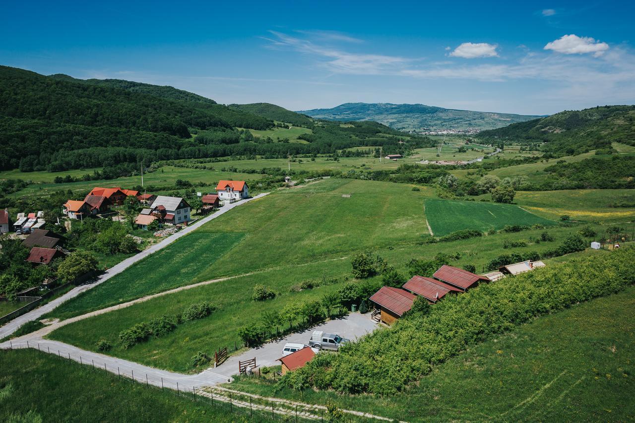 Natura Chalets 프라이드 외부 사진